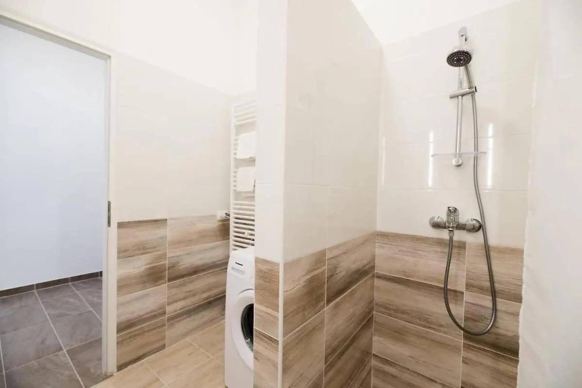 Prázdninový dům Extra Central Brand New Large Home With Air Con Budapešť