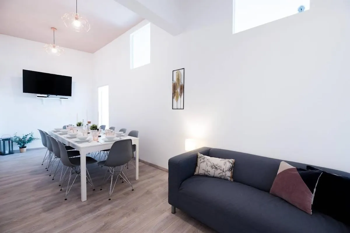 Holiday home Extra Central Brand New Large Home With Air Con Budapest Hungary